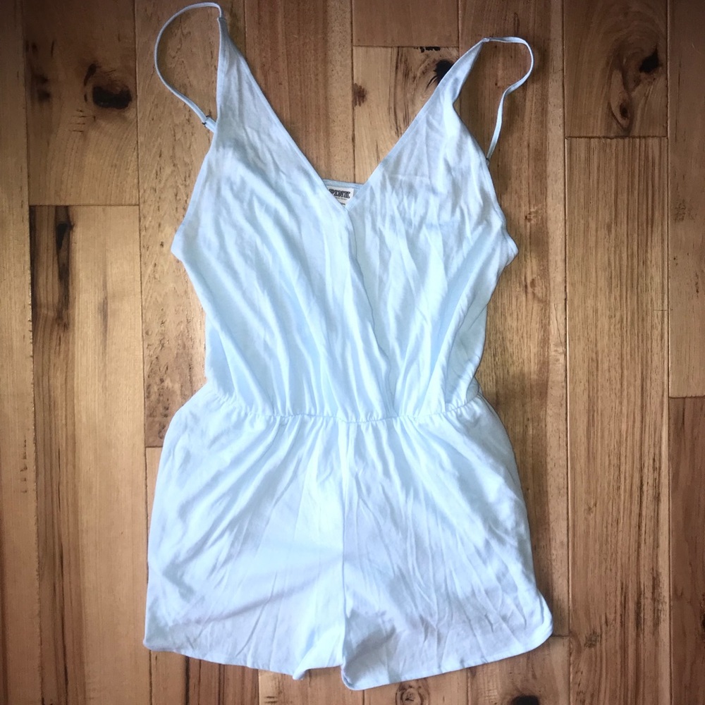 Victoria’s Secret PINK romper with pockets NWOT
